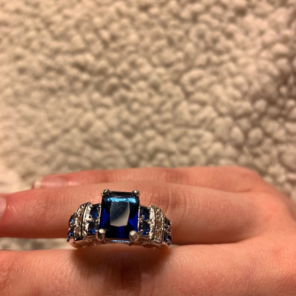 Sapphire Ring 💍💎 - Picture 5 of 6